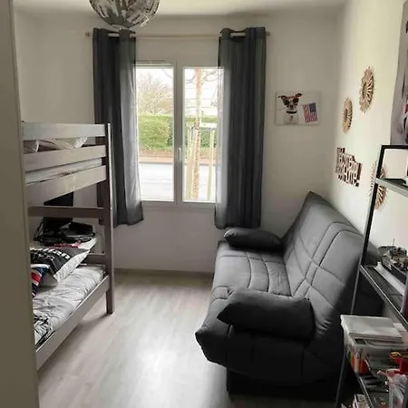 Jolie Maison Recente Tres Bien Equipee , Confort.